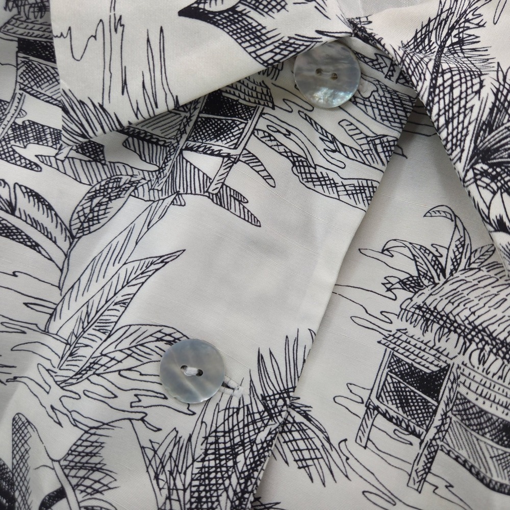 Maggy L Women 8 White Silk Tropical Toile Button Down Shirt Long Sleeve Coastal